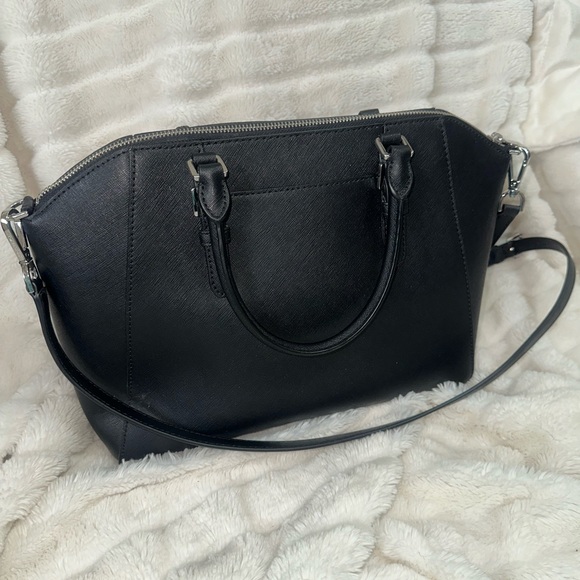BRAND NEW Michael Kors Large Black Ciara Satchel with...